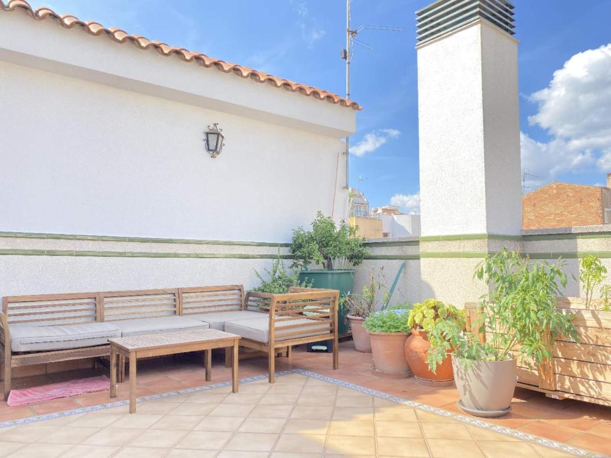 Luna L'Hospitalet de Llobregat Exterior photo